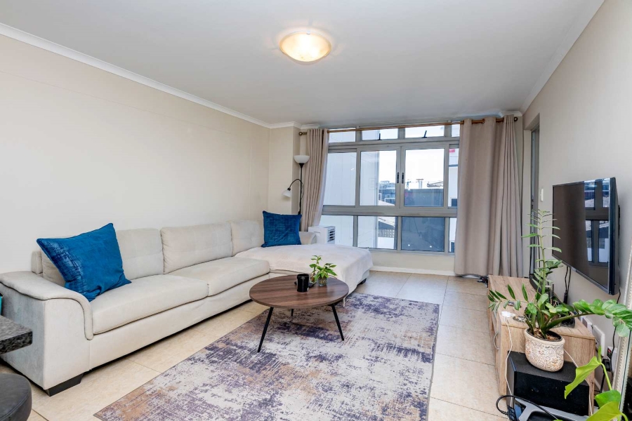 2 Bedroom Property for Sale in Sea Point Western Cape